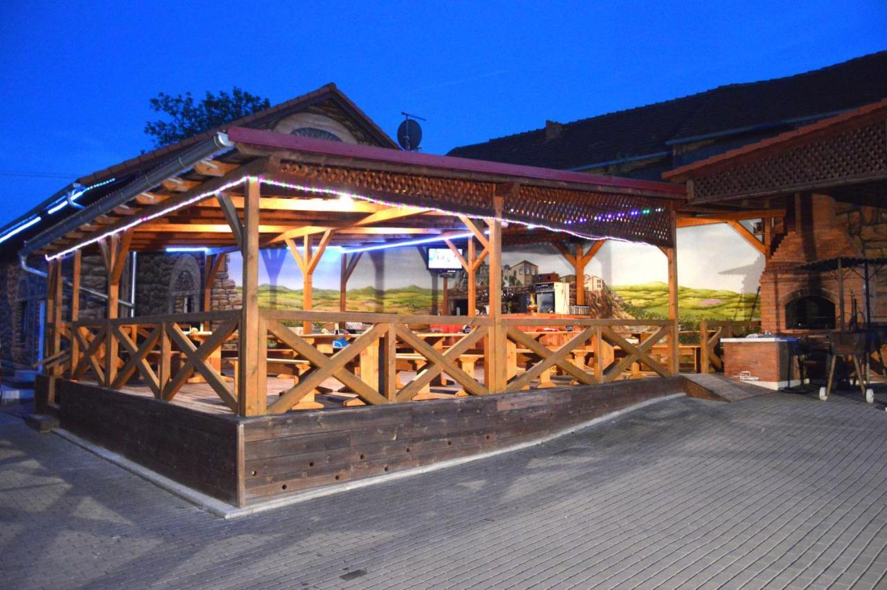 Wellness Club Vila Puclice Exterior foto