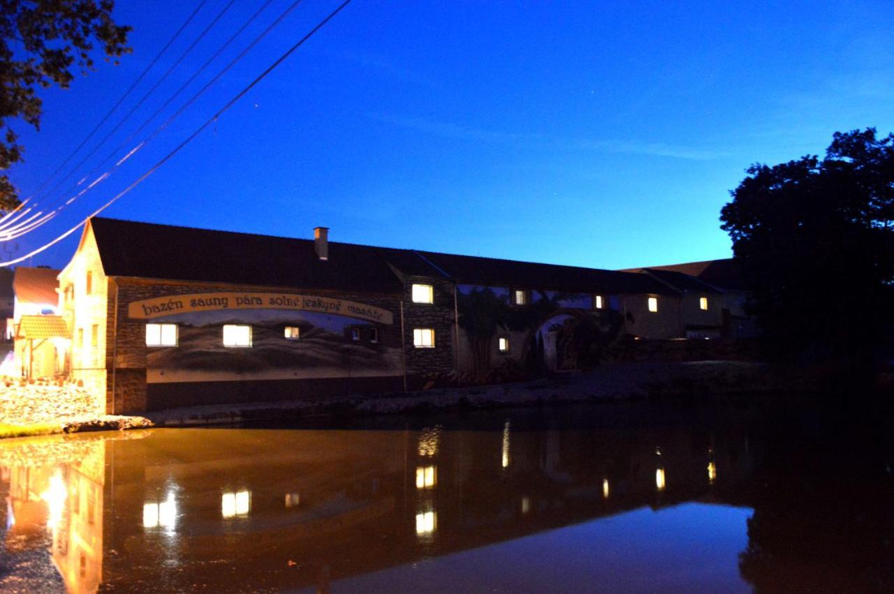 Wellness Club Vila Puclice Exterior foto